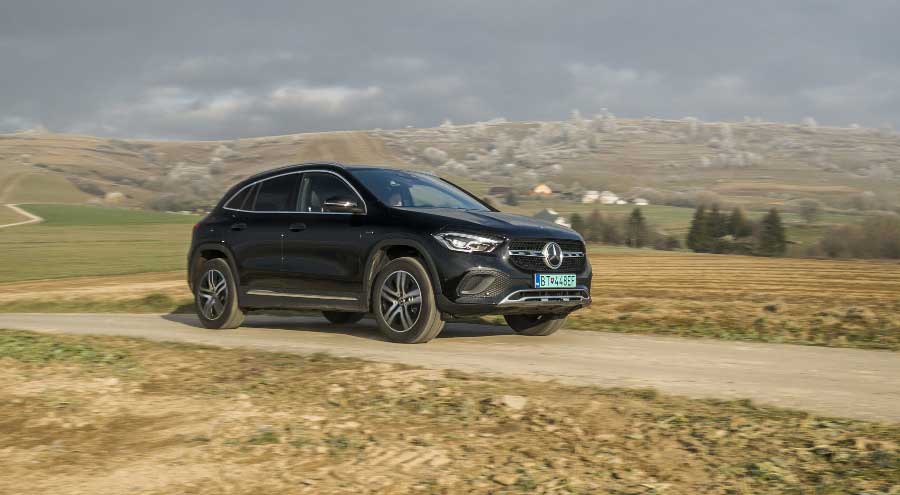 Test Mercedes GLA 250e - časť druhá: Cenové porovnanie s benzínovou verziou GLA 250