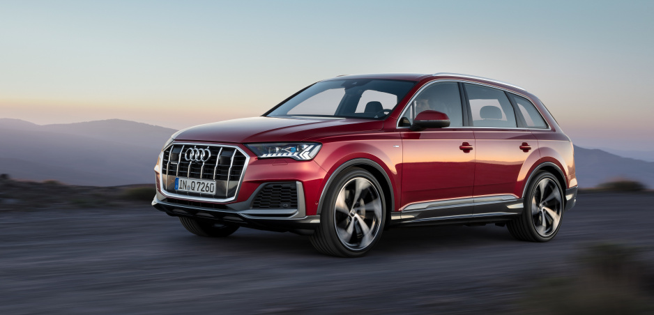 Audi Q7 vynovili: Ostrejšie dizajnom, väčšie vnútri