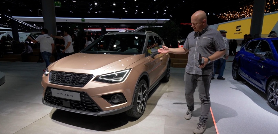 Autosalón Frankfurt: Seat predviedol "hovoriacu" Aronu a ostrú Cupru R