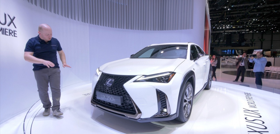 Autosalón Ženeva: Lexus UX je nový mestský crossover, zadné svetlá mu slúžia ako spojler