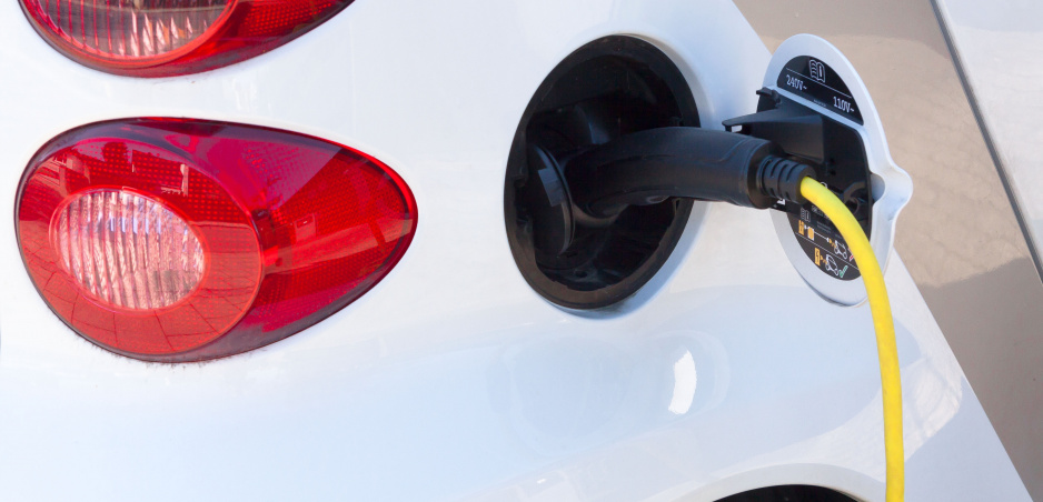 Elektromobily sú vraj ekologickejšie aj na elektrinu z uhlia. Kde je pravda?
