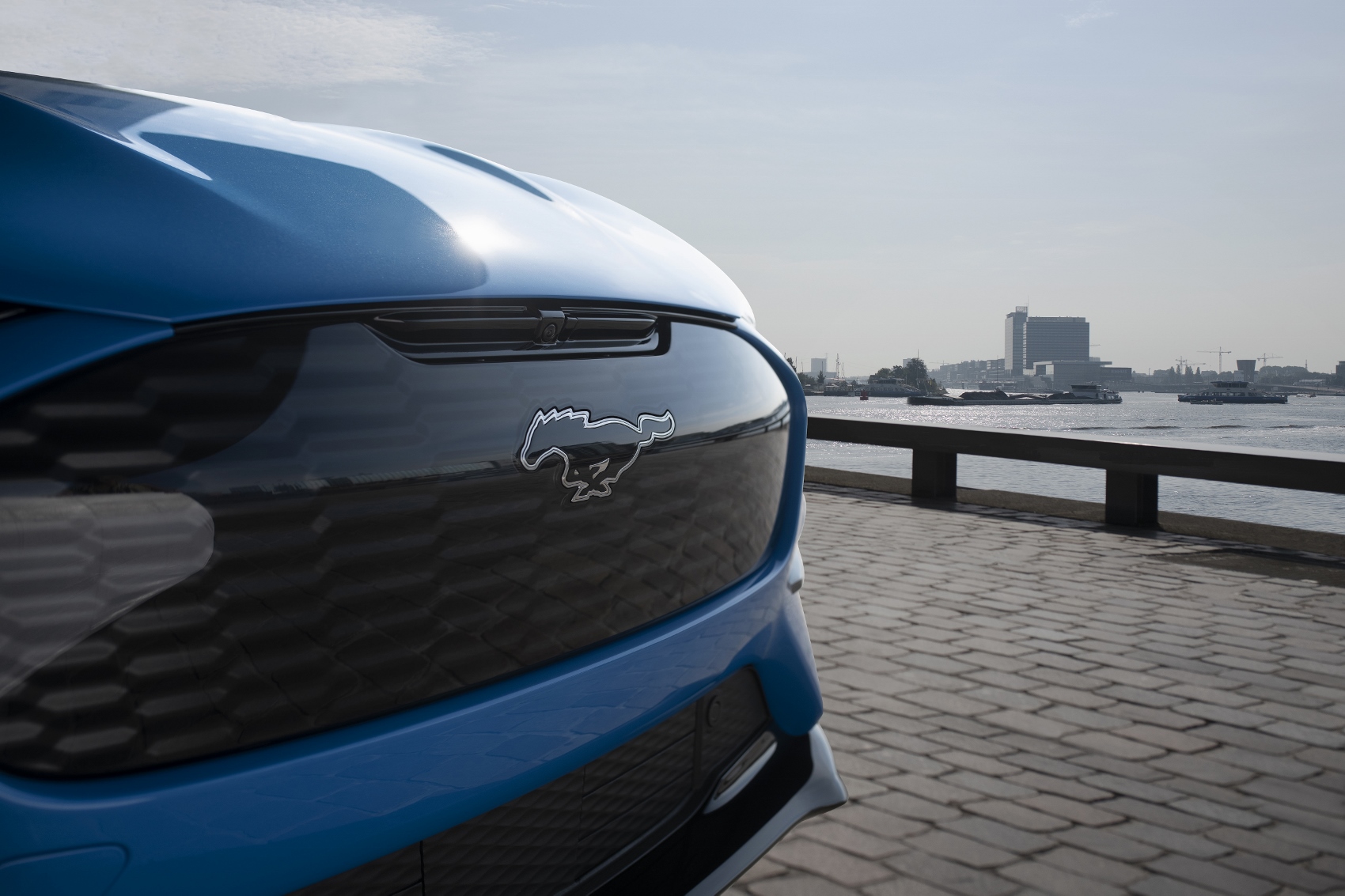 Ford Mustang Mach-E GT prichádza do Európy. Je to elektrické SUV s najlepšou akceleráciou GWJ1lE12fd