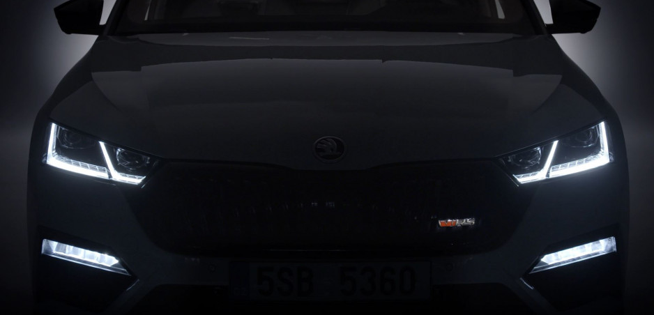 Hybridná Škoda Octavia RS iV láka vo videu na prvé detaily