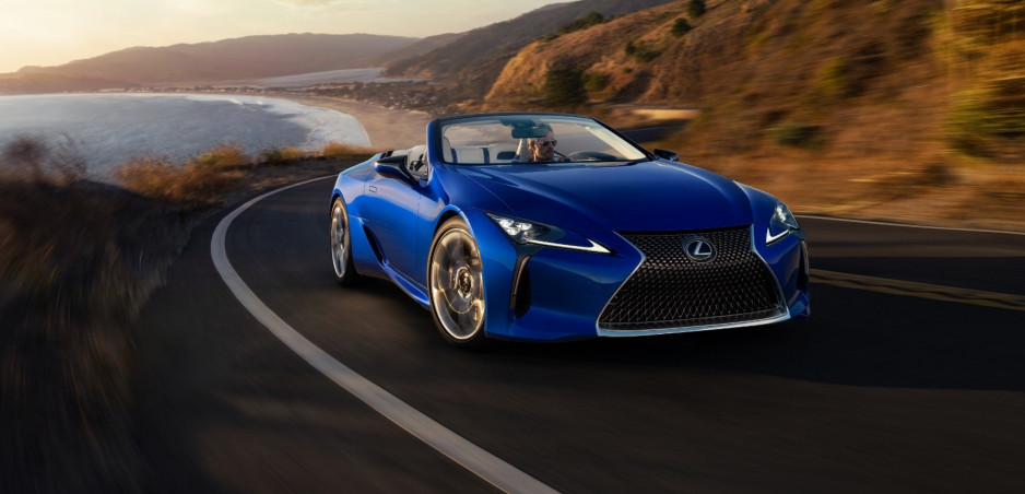 Krásny Lexus LC 500 prichádza ako kabriolet