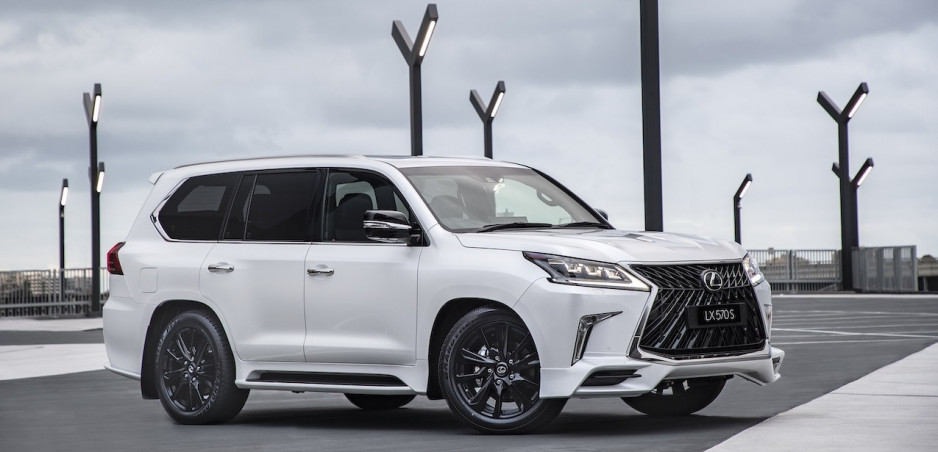 Lexus chce novou generáciou SUV LX "záutočiť" na Bentley