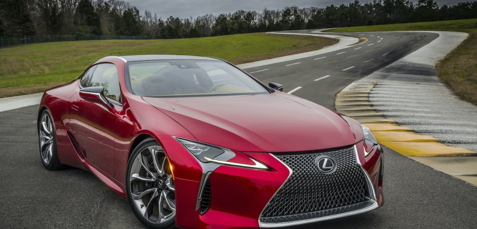 Lexus LC F bude najvýkonnejšie auto značky. Čakanie naň sa predĺži