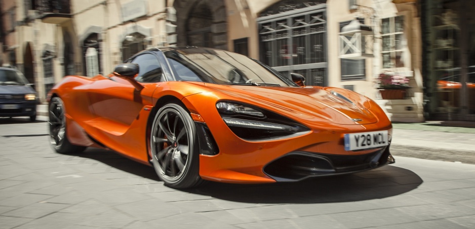 McLaren testuje elektrické superauto