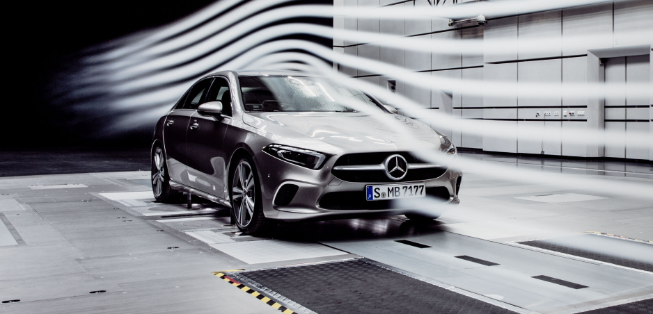 Mercedes A prichádza ako sedan s vynikajúcou aerodynamikou