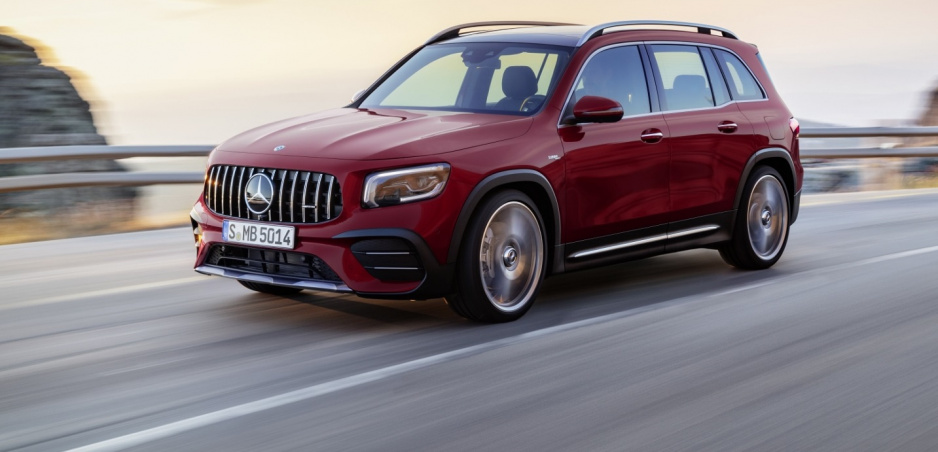 Mercedes predstavil výkonnú verziu menšieho SUV GLB s označením AMG 35 4Matic