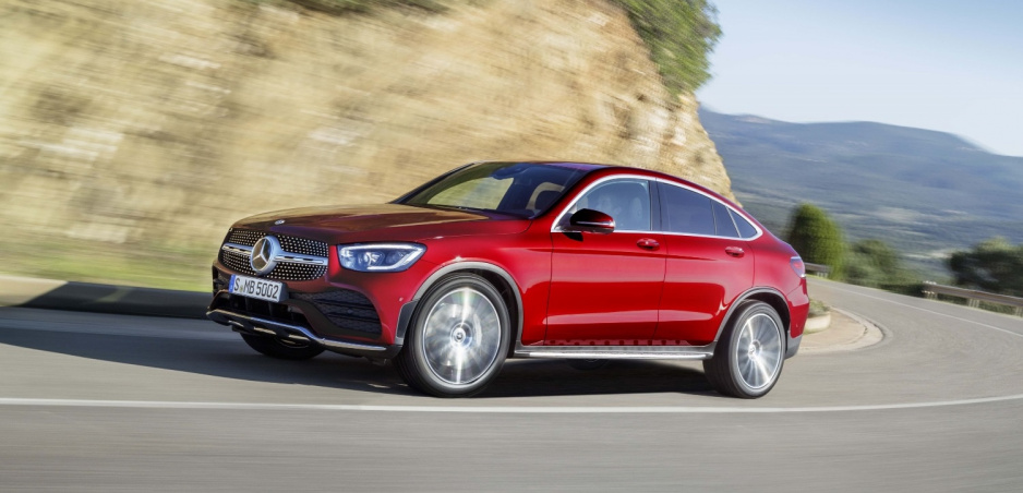 Mercedes už predstavil aj modernizované GLC Coupé