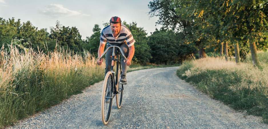 Na historickom bicykli Slavia z roku 1895 sa postaví na štart etapy Tour de France