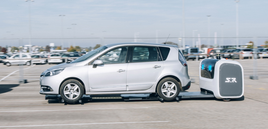 Na londýnskom letisku Gatwick zaparkuje vaše auto robot