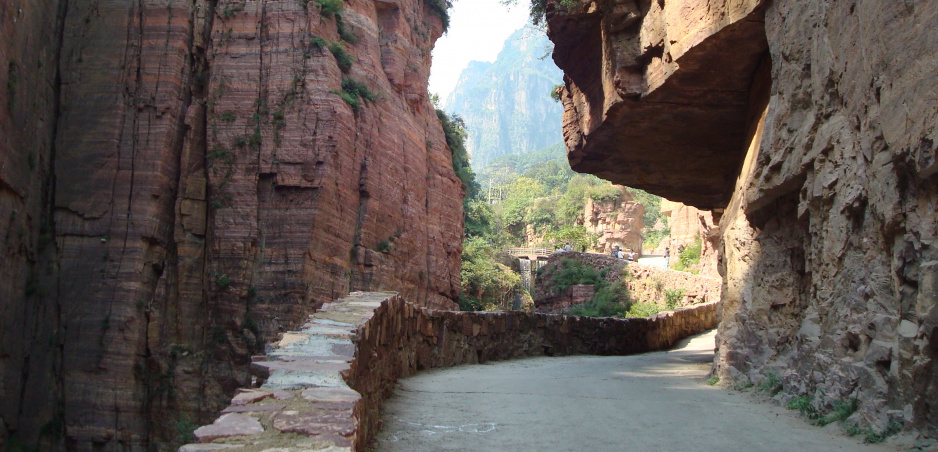Najfascinujúcejšie cesty sveta 18: Tunel Guoliang (archív)