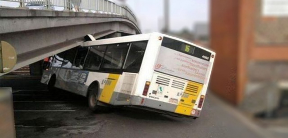 Nehody autobusov: Títo vodiči určite neboli triezvi