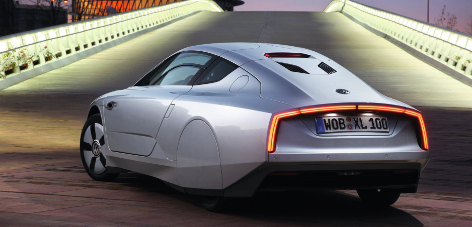 Pamätáte si toto futuristické auto? Volkswagen XL1 môže byť váš