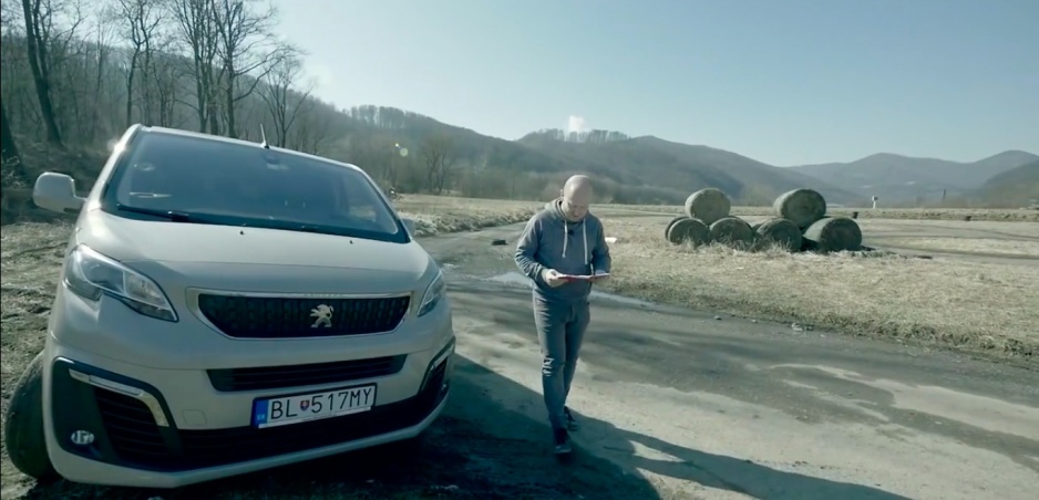 Peugeot Traveller: Komfort vo veľkom obale.