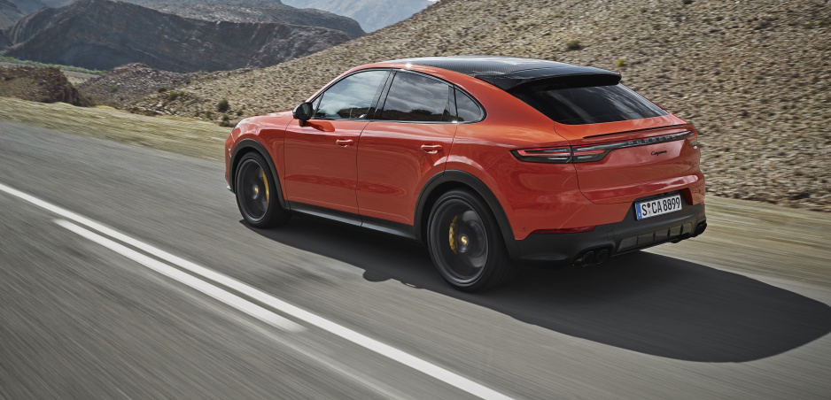 Porsche predstavilo Cayenne Coupé a zaútočilo na BMW X6