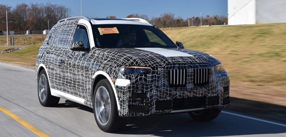 Predsériové kusy BMW X7 už schádzajú z výrobných liniek