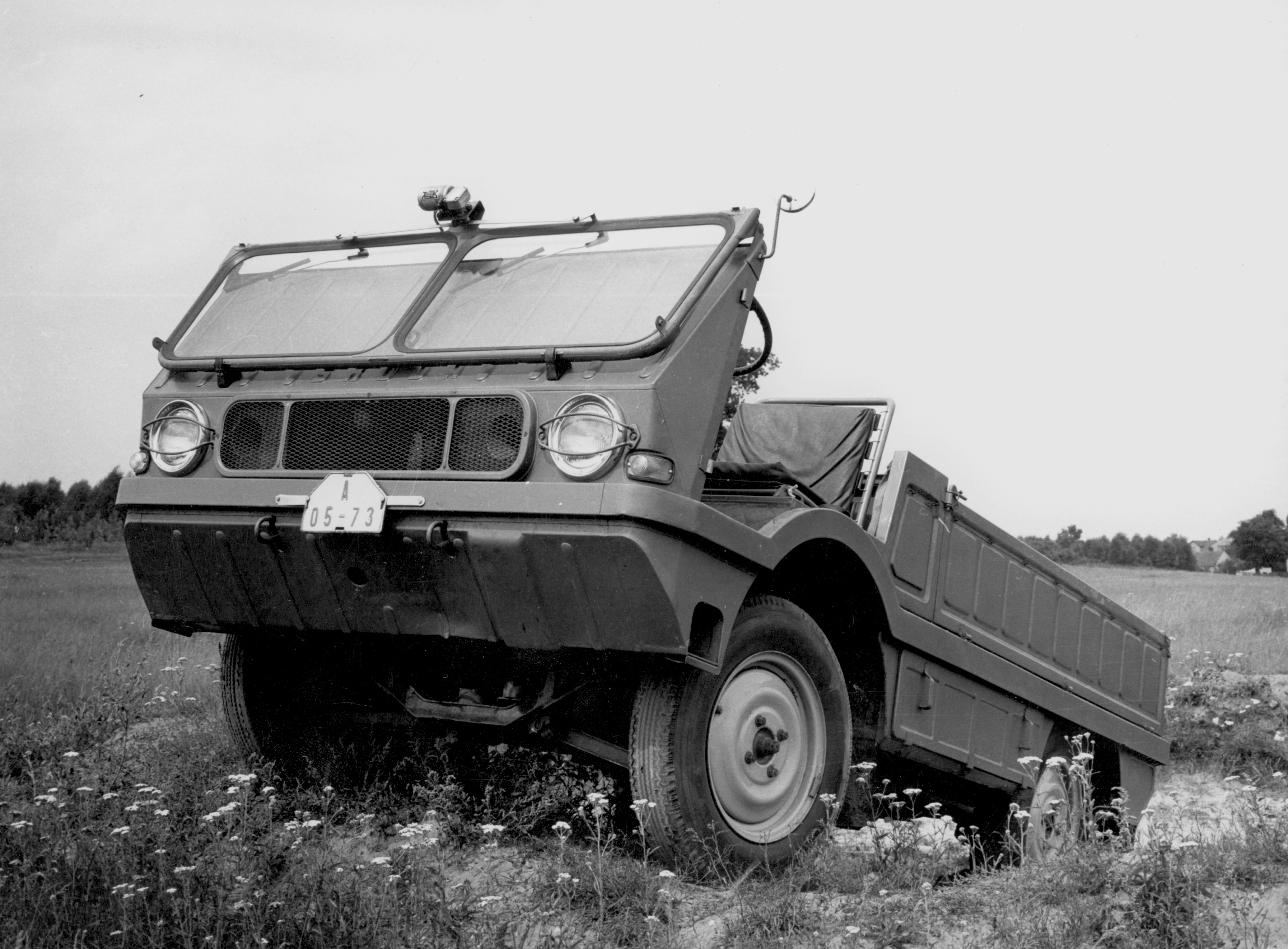 Príbehy menej známych automobilov: Škody typ 998 Agromobil