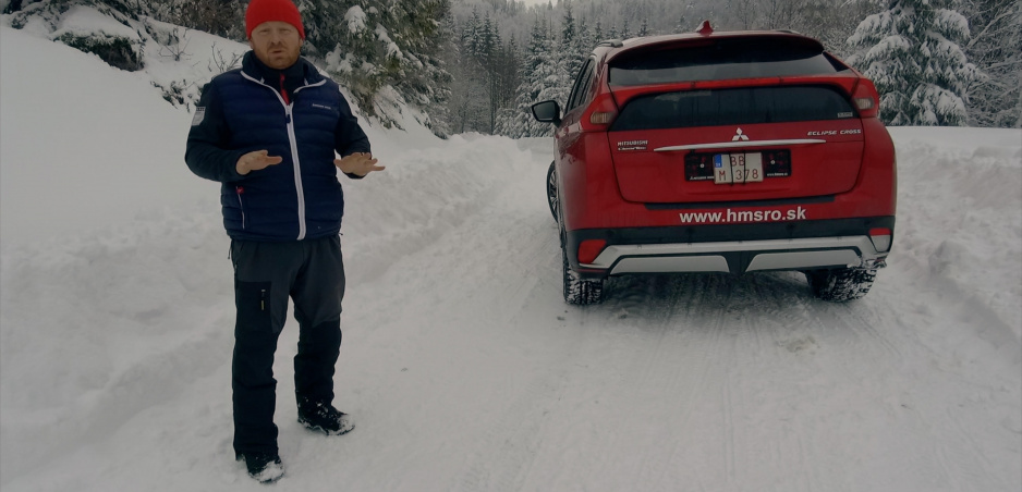 Prvá jazda Mitsubishi Eclipse Cross zvládlo prvý snežný test