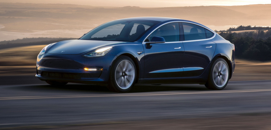 Tesla konečne dosiahla cieľ. 5000 Modelov 3 týždenne