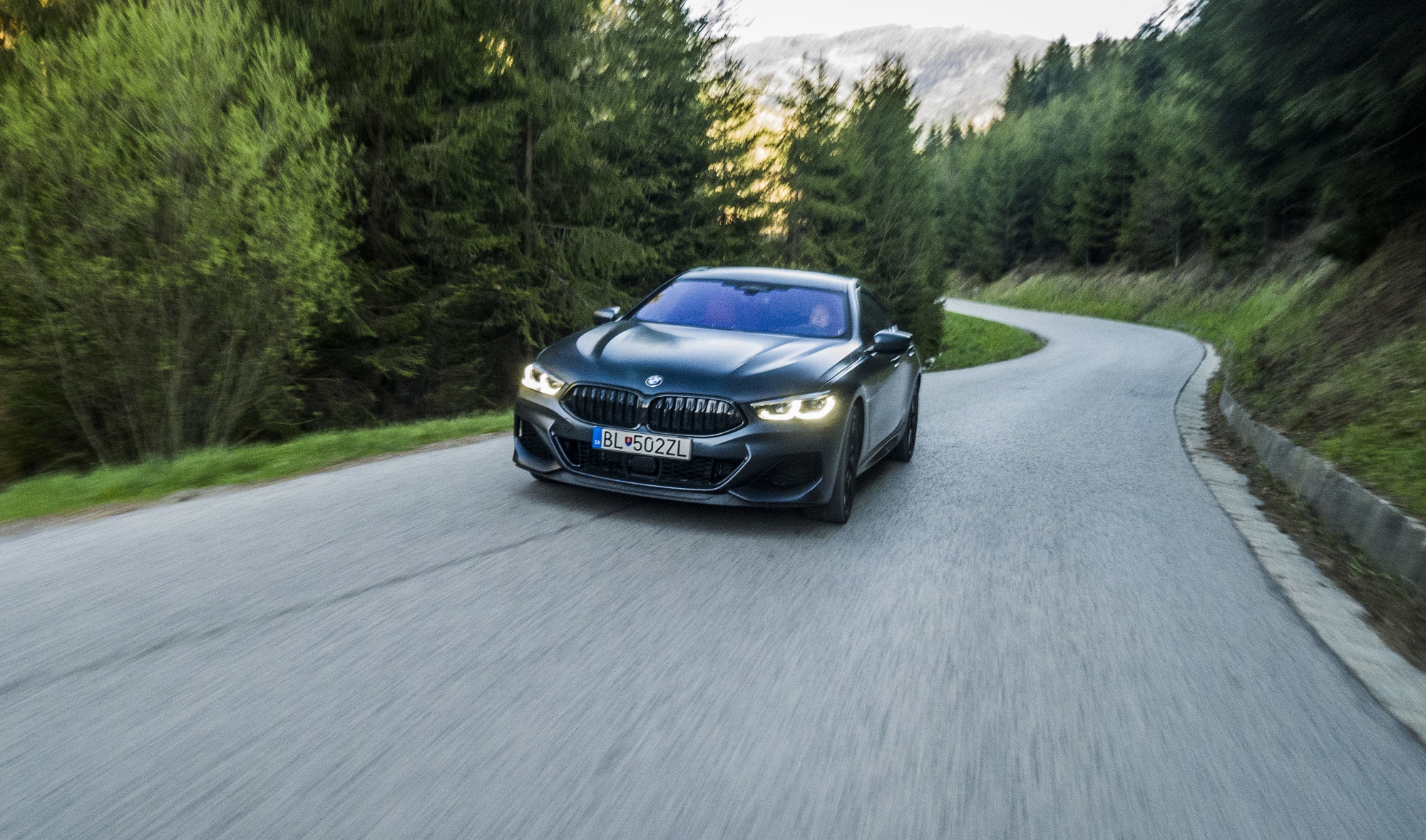 Test BMW M850i Gran Coupé: Elegantne zabalená rýchlosť na kolesách FYqpeZND9J bmw-m850i-gran-coupe-8
