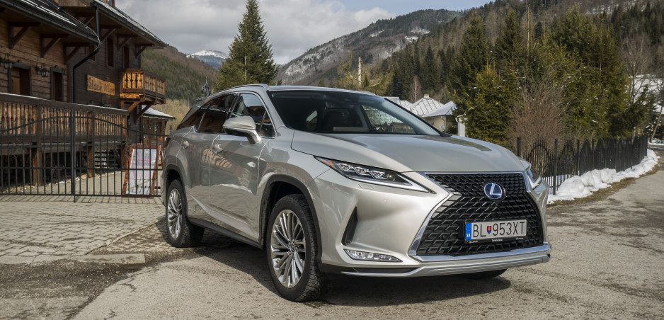 Test: Lexus RX L je o priestore a komforte