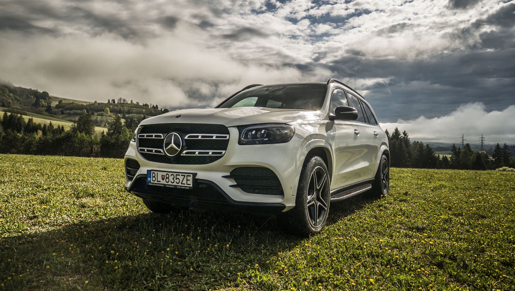 Test: Mercedes GLS 400d ostáva mimoriadne komfortný aj pri pretekárskom tempe