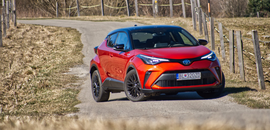 Test: Modernizovaná Toyota C-HR dostala silnejší hybridný pohon