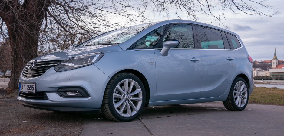 Test Opel Zafira: Posledné MPV Oplu, so skvelým podvozkom