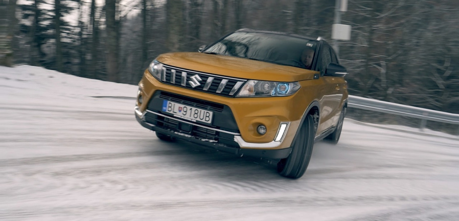 Test: S modernizovaným Suzuki Vitara sme privítali prvý sneh