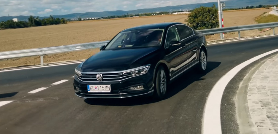 Test: V modernizovanom Volkswagene Passat 2,0 TDI sme preverili asistenčné systémy