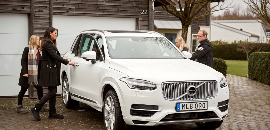 Volvo oddialilo uvedenie autonómneho vozidla. Nechce nič podceniť