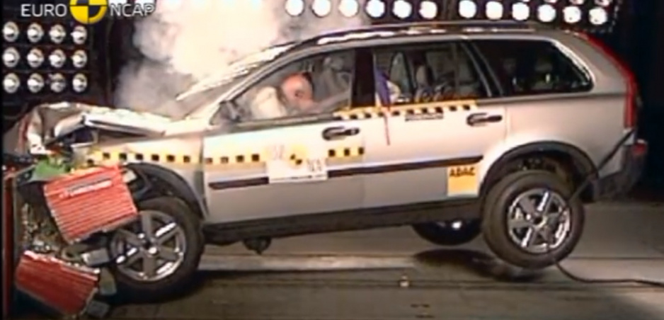 Volvo XC90 je špičkou v bezpečnosti, za 14 rokov v ňom v Británii nik nezomrel pri nehode