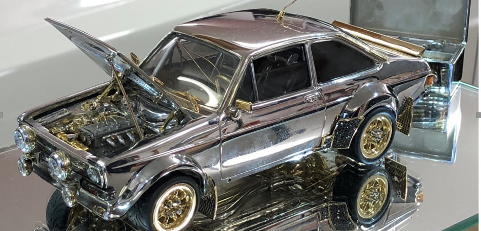 Zmenšený model starého Fordu Escort pôjde do aukcie, cenou prekoná aj drahé autá