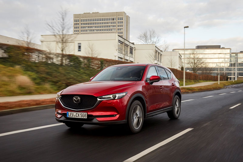 Mazda vylepšila SUV CX-5. V slovenskom cenníku chýbajú naftové verzie