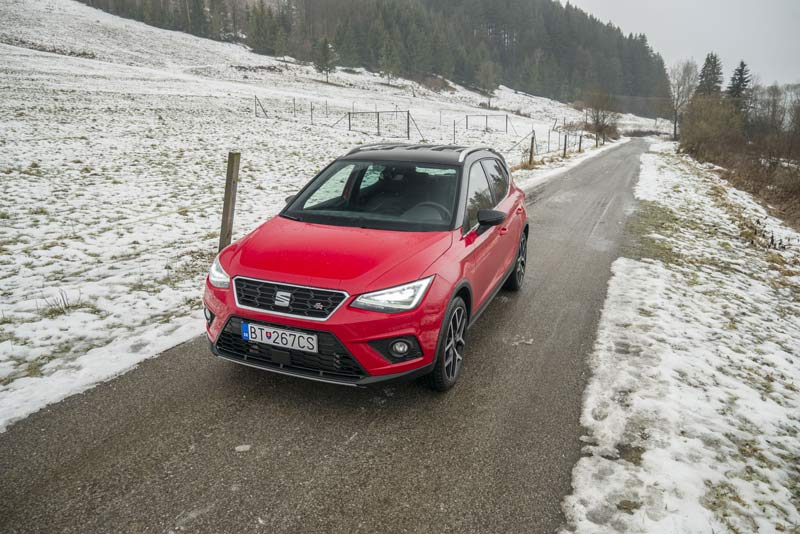 Test Seatu Arona: Výkonnejší motor a vyššia výbava robí z Arony viacúčelové auto