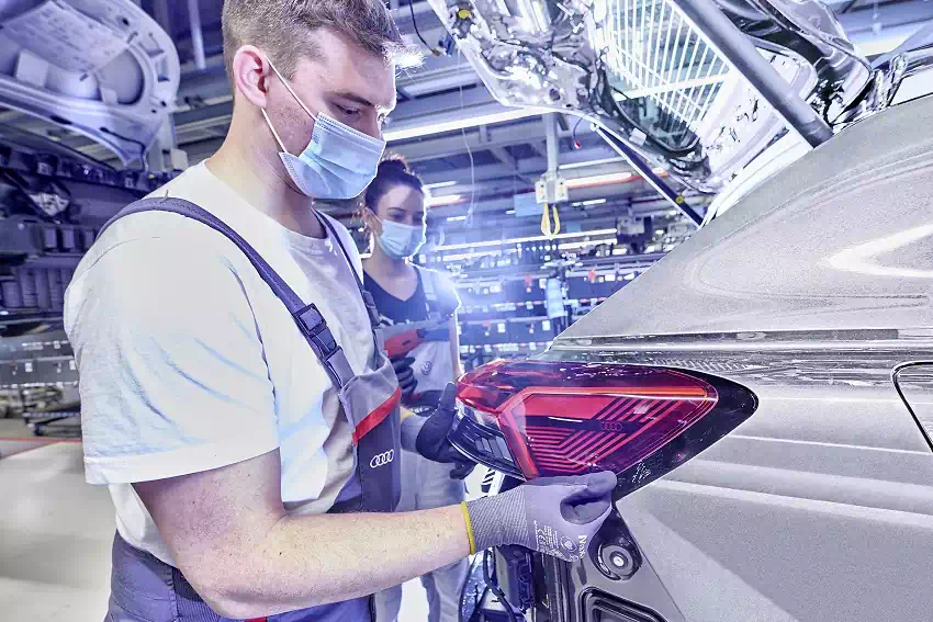 Audi začalo s výrobou SUV Q4 e-tron