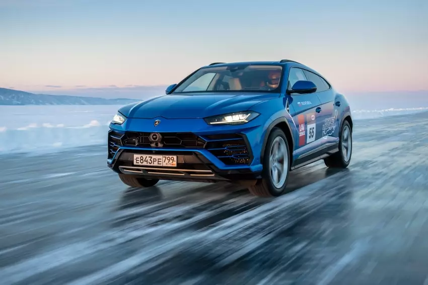 Lamborghini Urus stanovilo rýchlostné rekordy na ľade