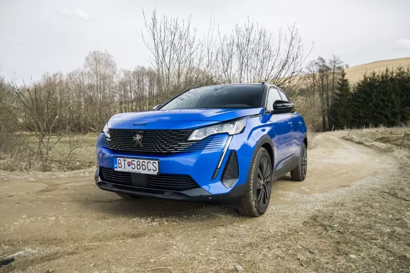 Test: Modernizovaný Peugeot 3008 vyzerá lepšie a dostal nočné videnie