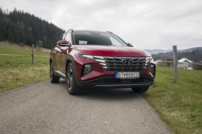 Test: Naftový Hyundai Tucson ostáva tradičným SUV s výrazným dizajnom 