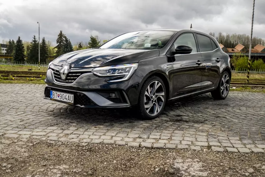 Test: Renault Mégane RS Line neláka na pozlátko, ale na zdravý základ