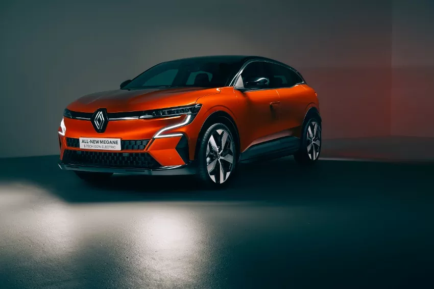 Renault Megane E-Tech (3)