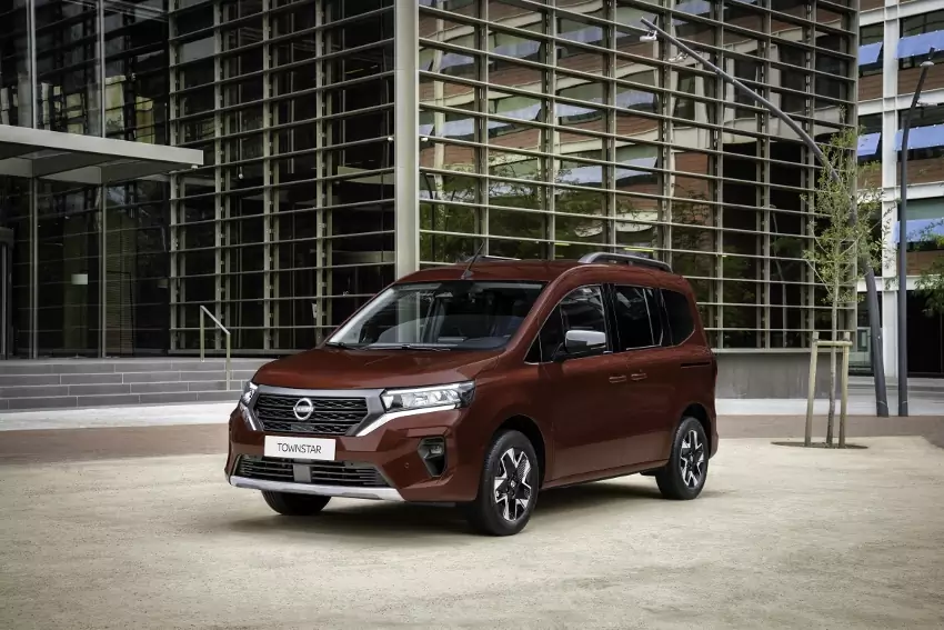 Nissan Townstar dostal benzínový aj elektrický pohon