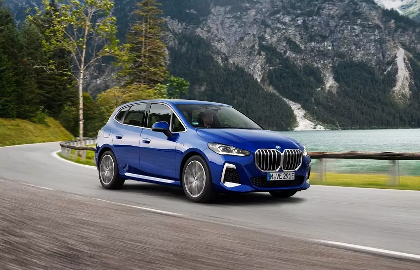 Nové BMW 2 Active Tourer si ponechá naftový motor