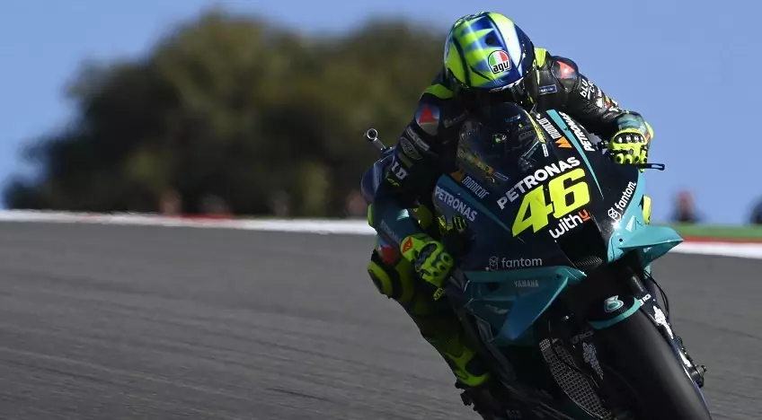 "Doctor" Valentino Rossi nastúpi na svoje posledné preteky