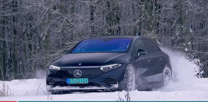 Test elektromobilu na snehu - Mercedes Benz EQS 580 4MATIC