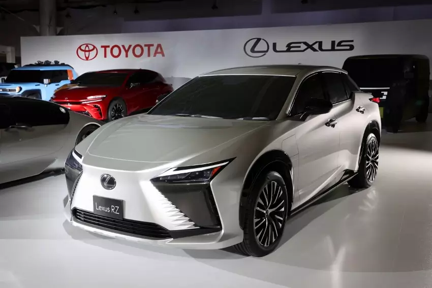 Toyota - Lexus BEV (30)