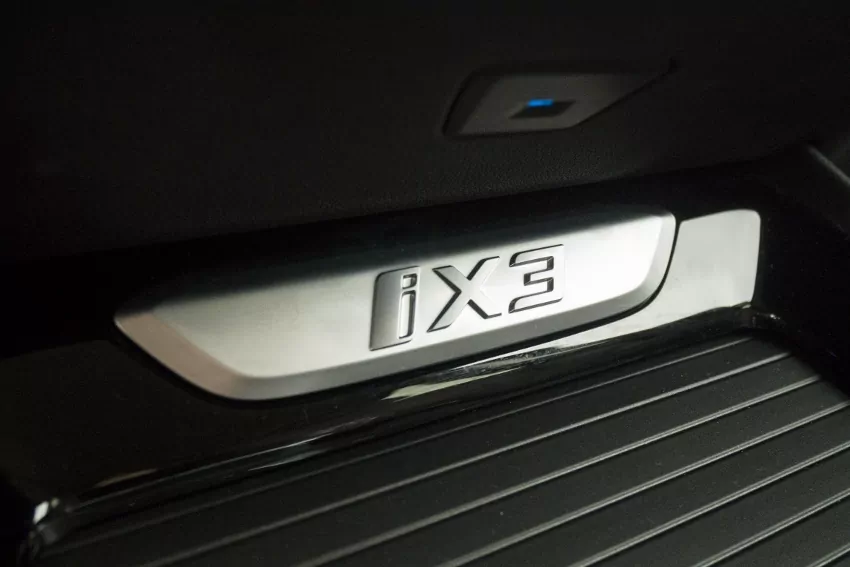 BMW iX3 (15)