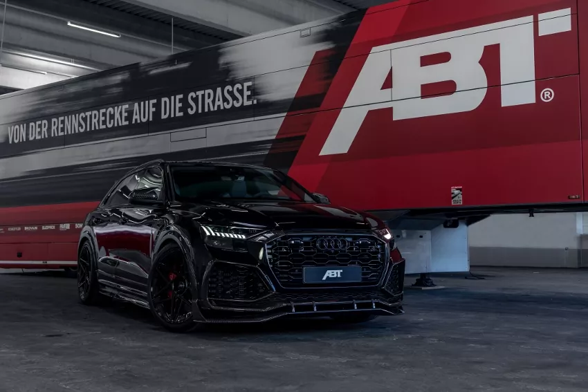 Audi RSQ8 Signature Edition (15)